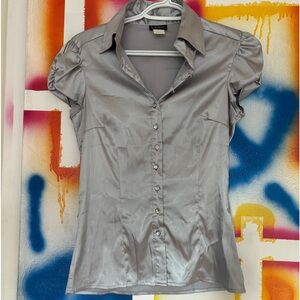 Silver, chic button-up top!